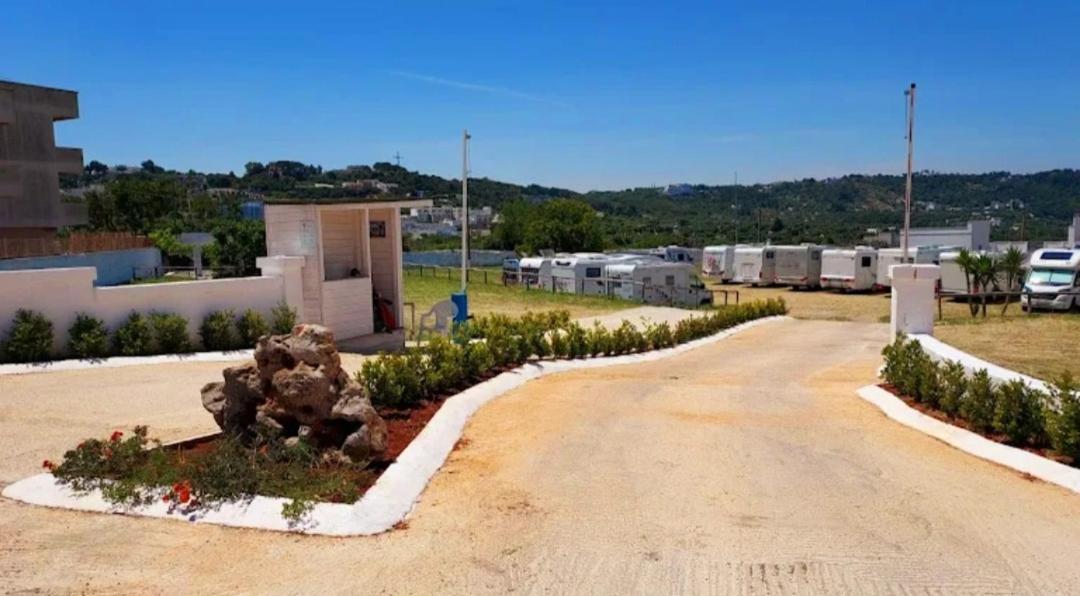 Suite 800 Ostuni Bagian luar foto